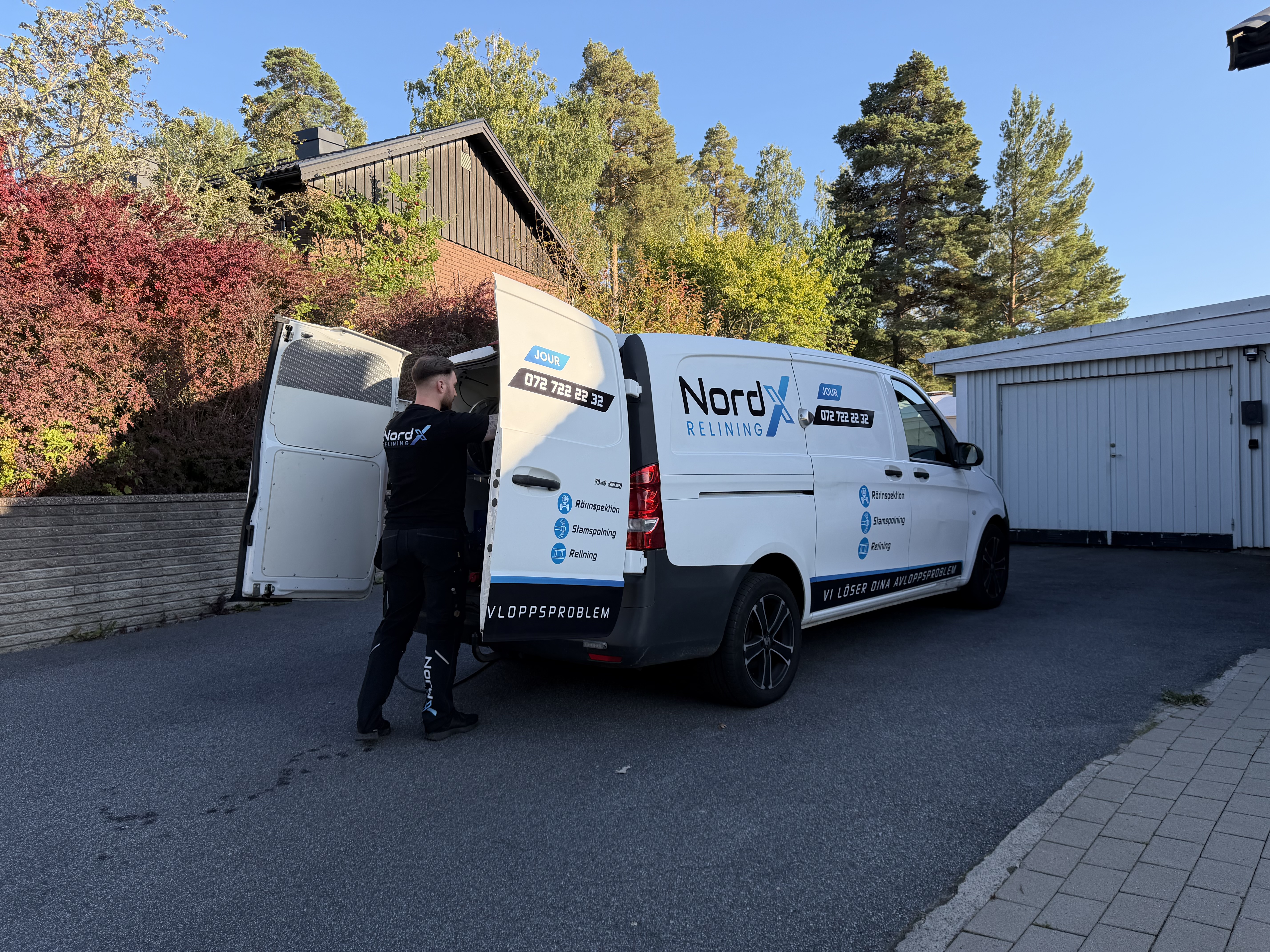 NordX Relining arbetsbil på uppdrag